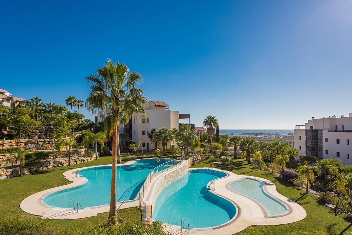 Alegria De Vivir Exclusiv 2 Bedroom Appartment Pool, Parking, Wifi, Netflix, Padel And More Estepona Luaran gambar